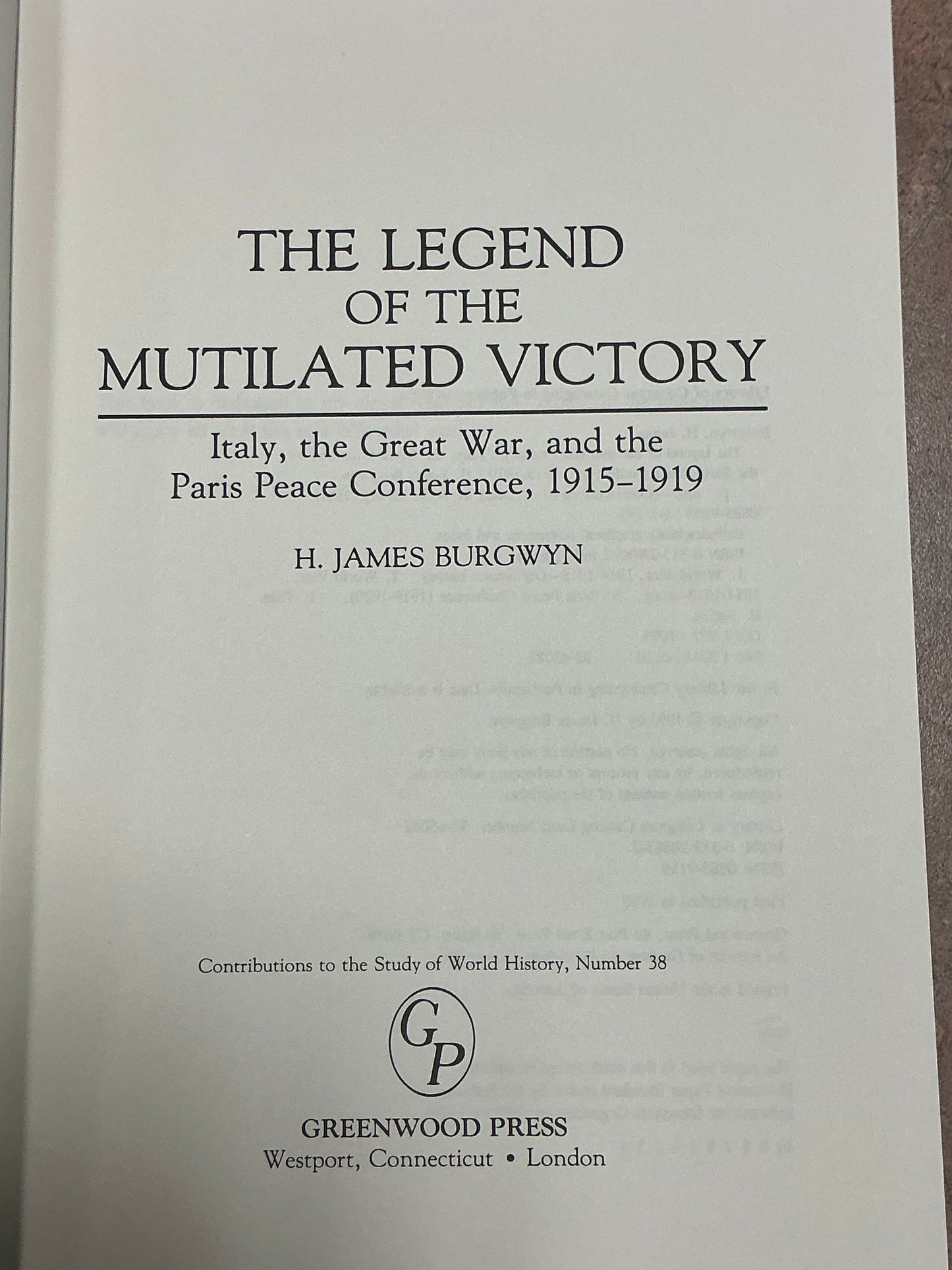 The Legend of the Mutilated Victory